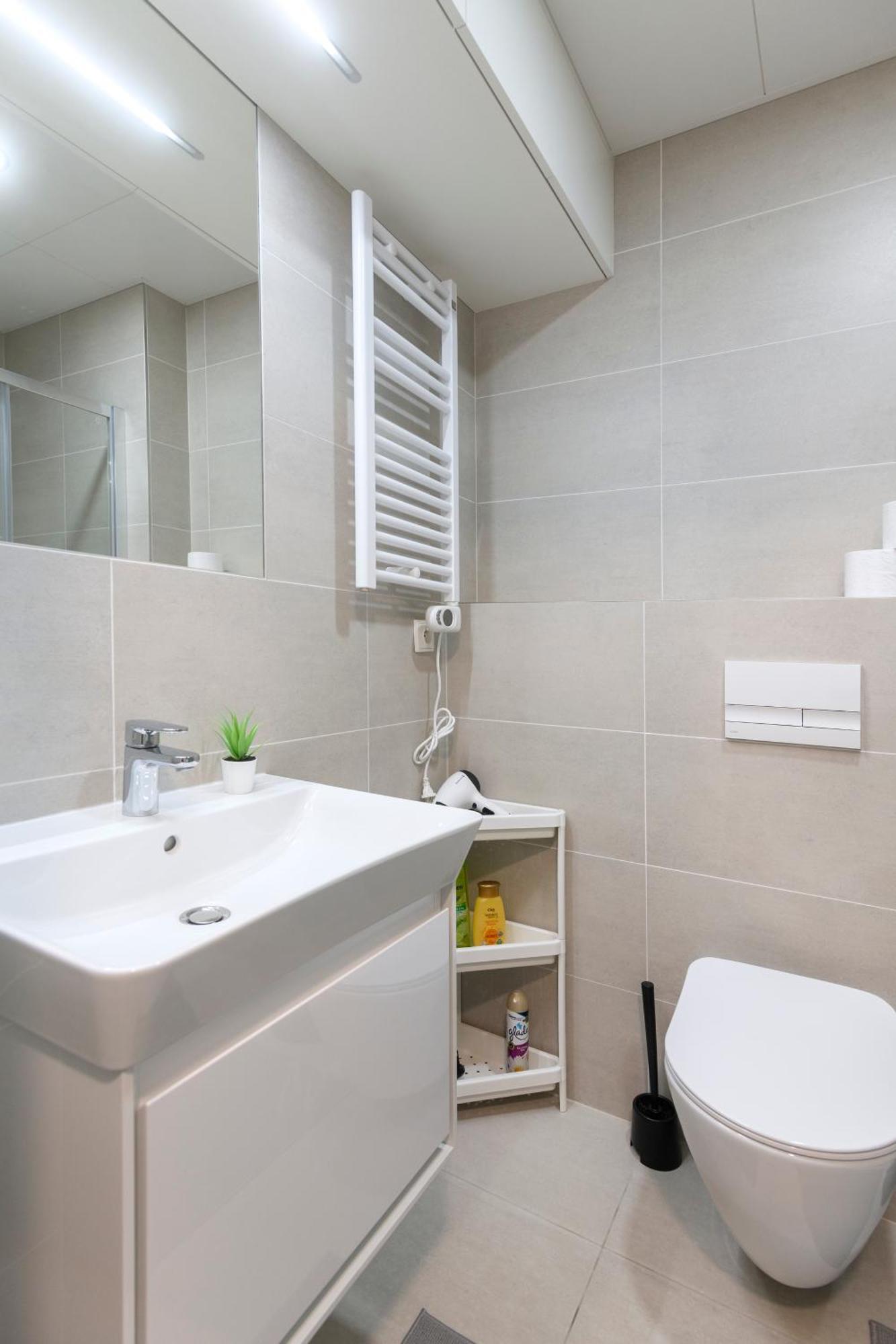 Mozart, Free Onsite Parking, Air Conditioning, 1gbs Wifi *