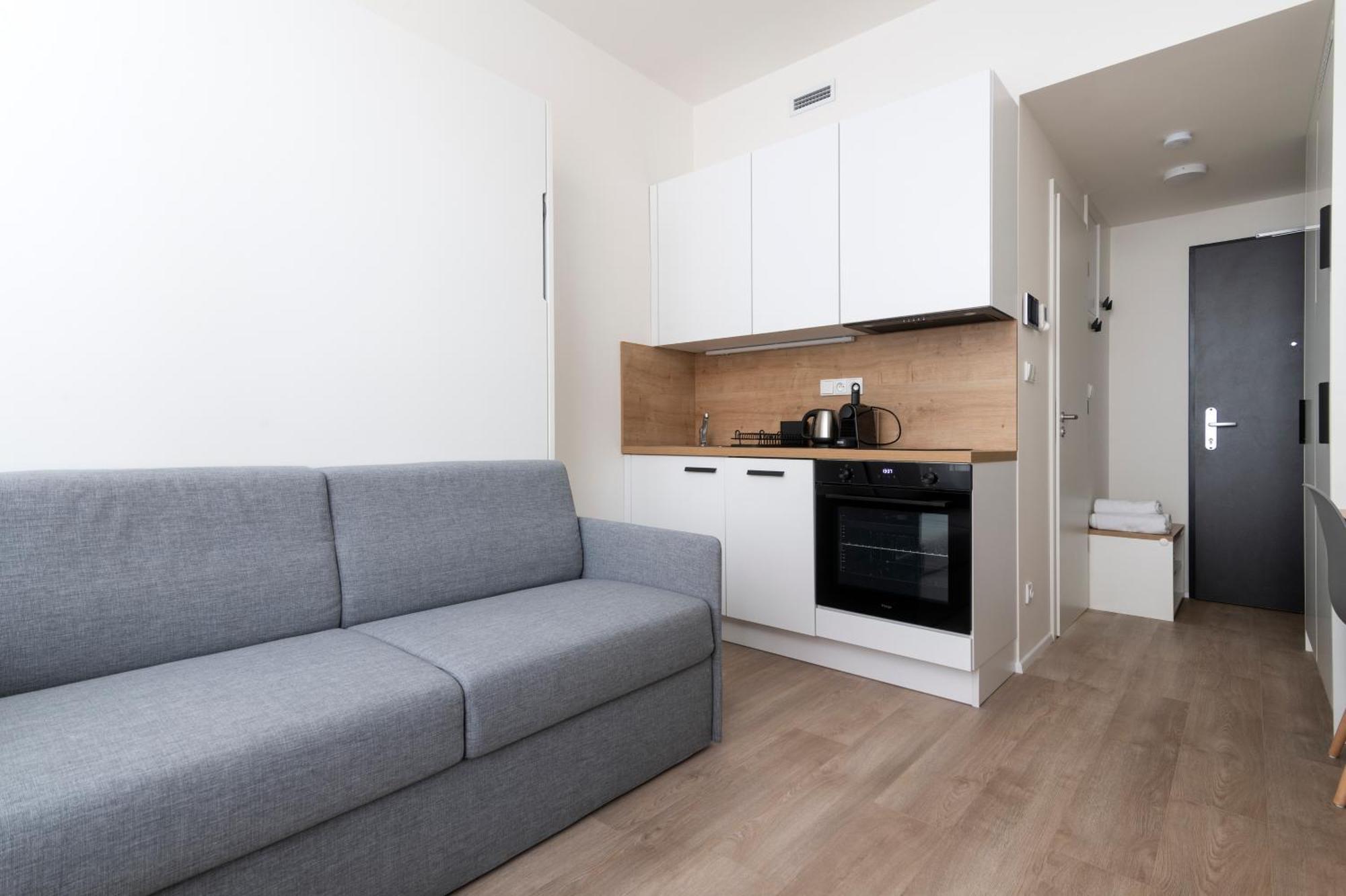 Mozart, Free Onsite Parking, Air Conditioning, 1gbs Wifi Prague