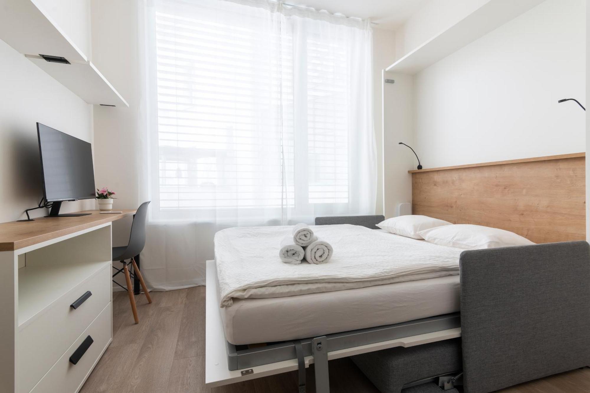 Apartment Mozart, Free Onsite Parking, Air Conditioning, 1gbs Wifi